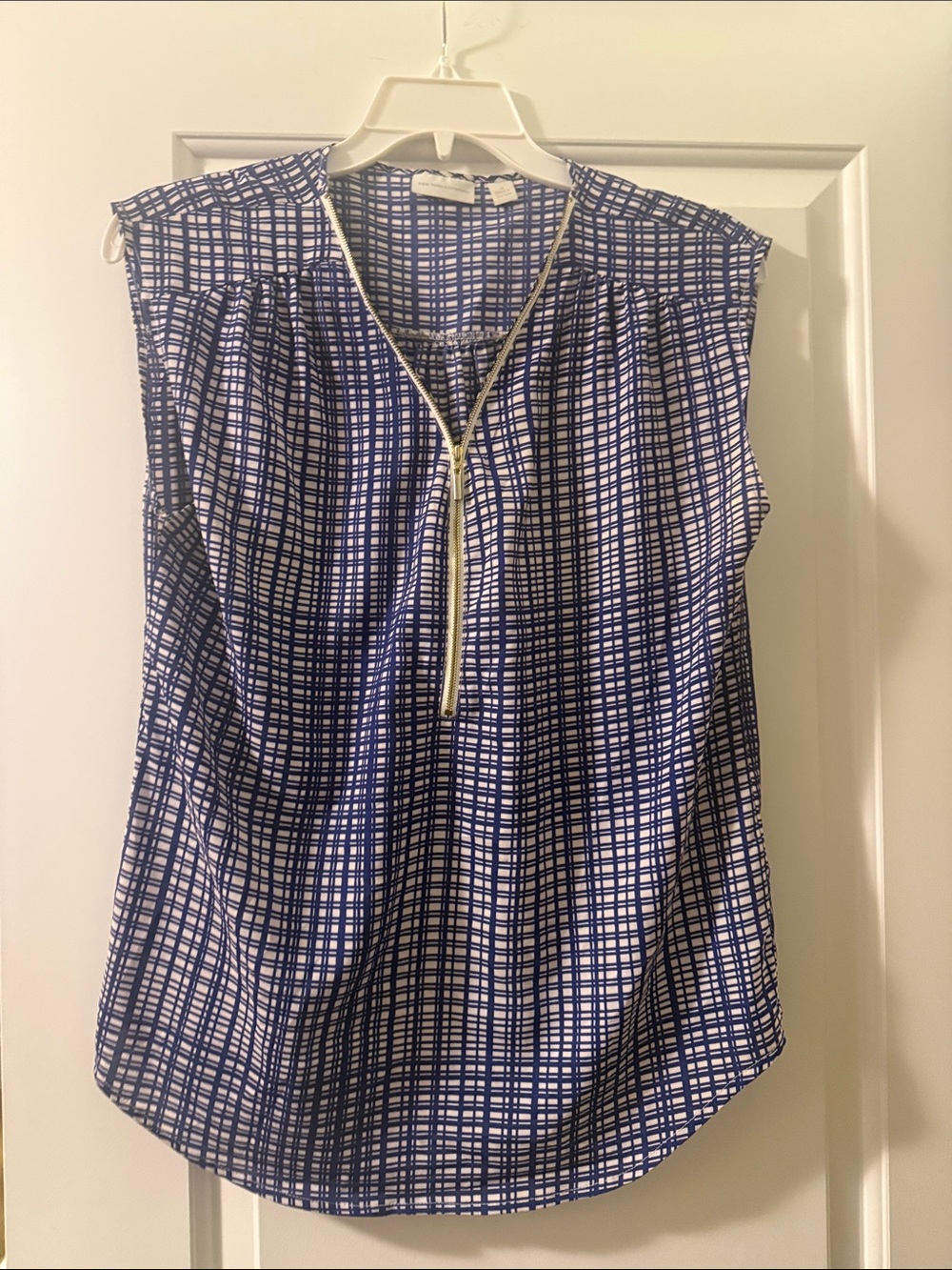 Sleeveless Blue Plaid Zip-Front Women’s Top size M